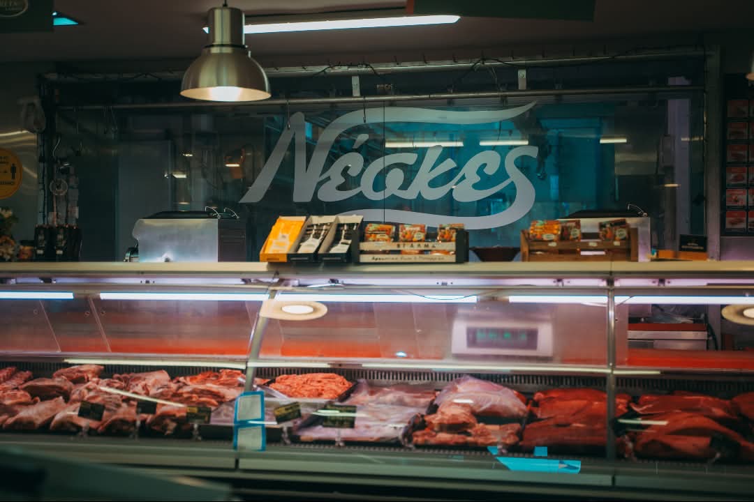 Market Κρεάτων & Τροφίμων Neskes – Η Παράδοση της Ποιότητας στην Κω από το 1920!