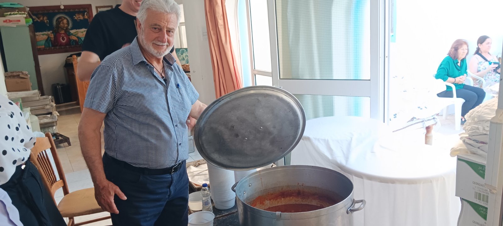 Μεγάλη επιτυχία και αθρόα προσέλευση στο πανηγύρι της Αγίας Τριάδας στην Αντιμάχεια (photos)