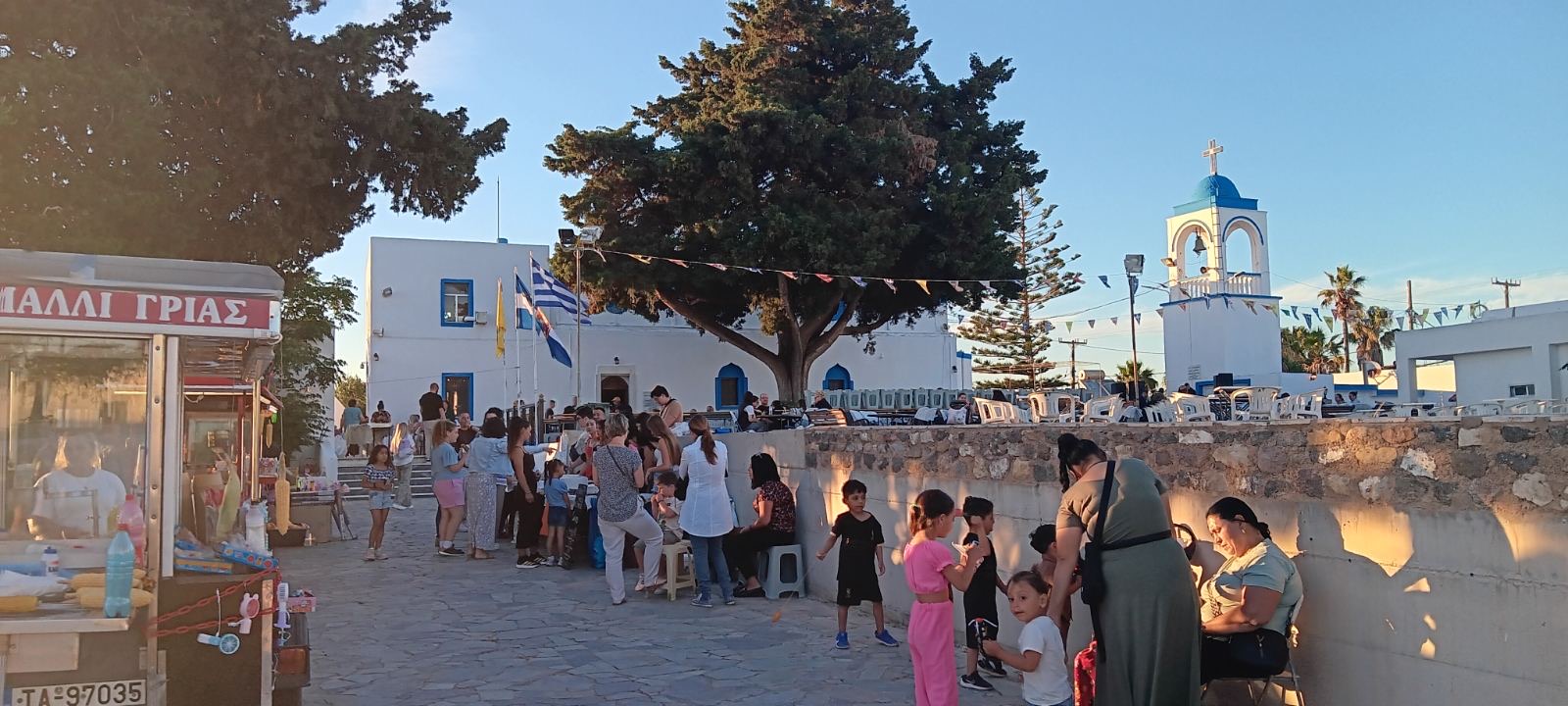 Μεγάλη επιτυχία και αθρόα προσέλευση στο πανηγύρι της Αγίας Τριάδας στην Αντιμάχεια (photos)
