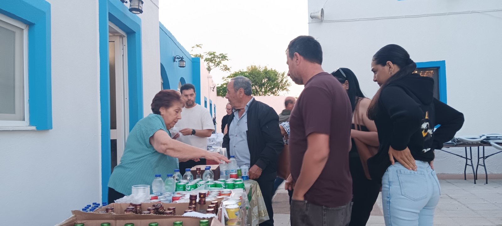 Μεγάλη επιτυχία και αθρόα προσέλευση στο πανηγύρι της Αγίας Τριάδας στην Αντιμάχεια (photos)