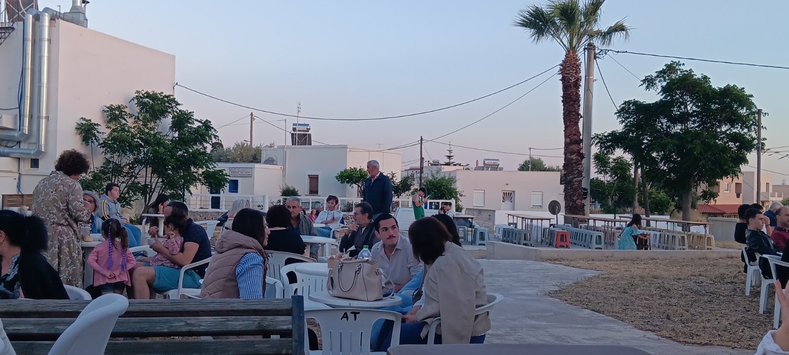 Μεγάλη επιτυχία και αθρόα προσέλευση στο πανηγύρι της Αγίας Τριάδας στην Αντιμάχεια (photos)