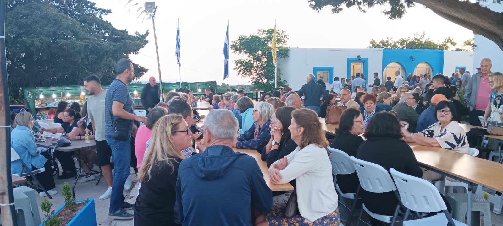 Μεγάλη επιτυχία και αθρόα προσέλευση στο πανηγύρι της Αγίας Τριάδας στην Αντιμάχεια (photos)