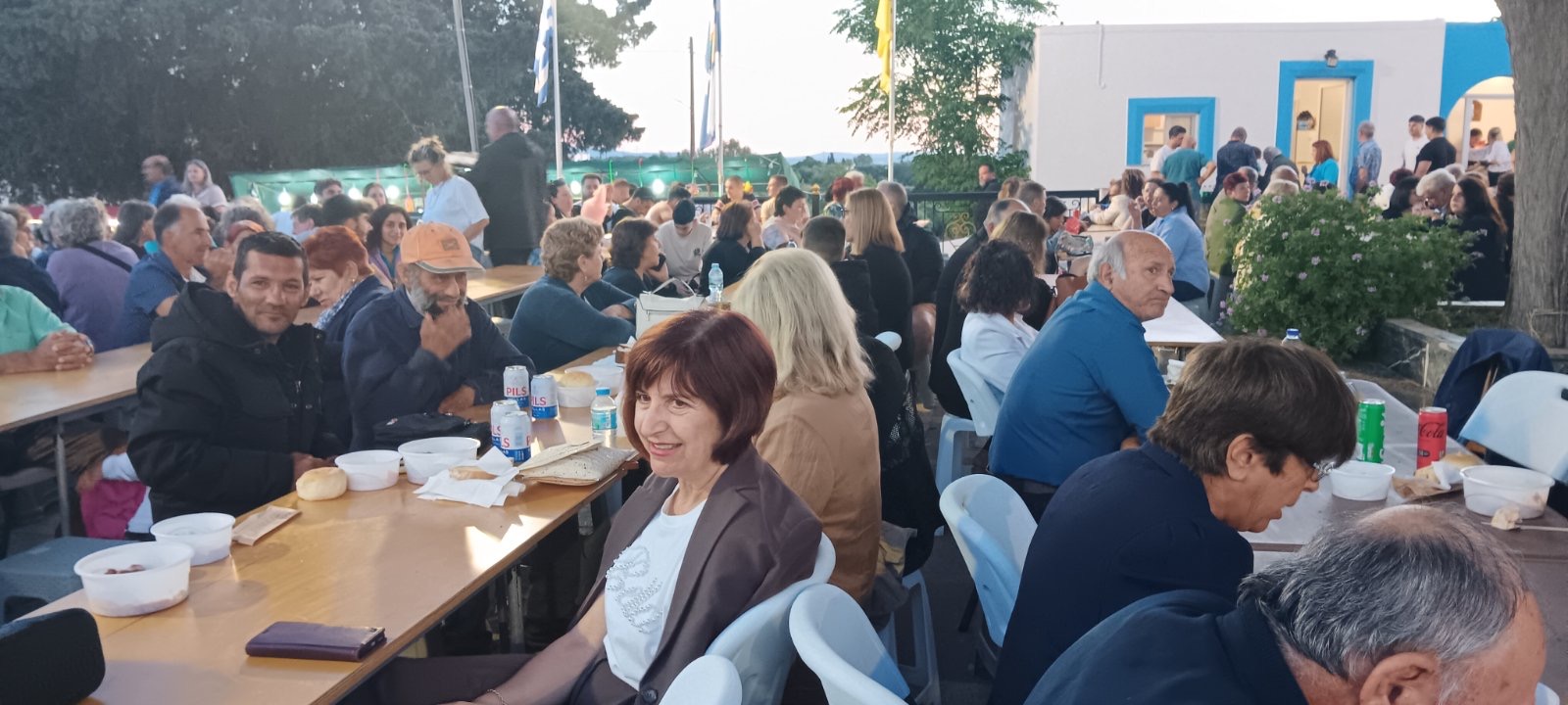 Μεγάλη επιτυχία και αθρόα προσέλευση στο πανηγύρι της Αγίας Τριάδας στην Αντιμάχεια (photos)