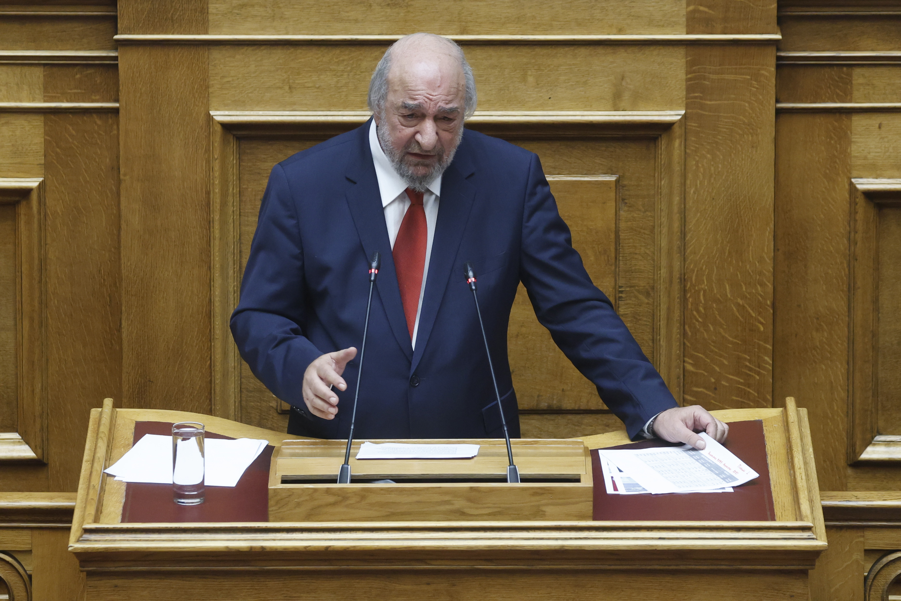 Πού πήγαν τα χρήματα; Ερώτηση Νικητιάδη για τα έργα σε Νότιο και Βόρειο Αιγαίο Ερώτηση Νικητιάδη σε 15 Υπουργούς στη Βουλή: Ποια είναι η πραγματική απορρόφηση χρηματοδοτήσεων σε δημόσια έργα ανά Περιφέρεια