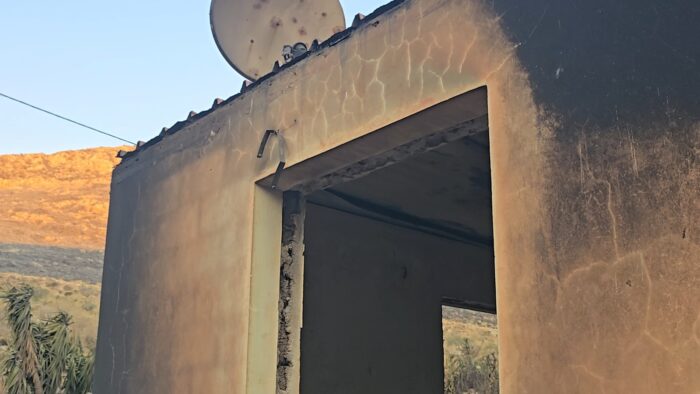 Καμένο σπιτι