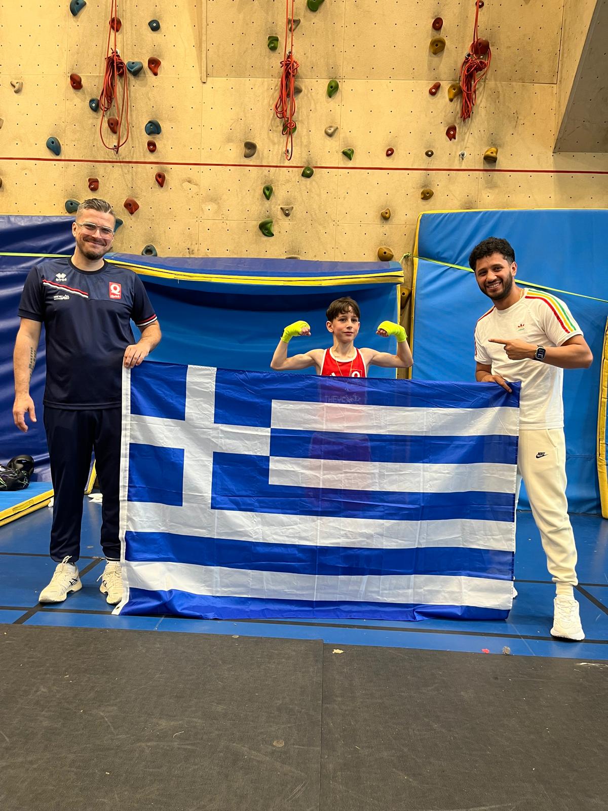 Στέφανος Σαβοριανάκης: Το «χρυσό» γάντι από την Κω που κατακτά την Ευρώπη [Video]