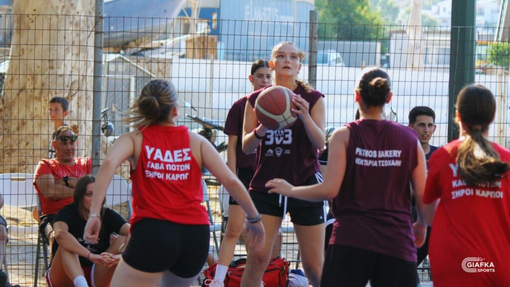 Στην τελική ευθεία το 12ο 3Χ3 του Ξάνθου Πάτμου (pics) Στην τελική ευθεία το 12ο 3Χ3 του Ξάνθου Πάτμου (pics)