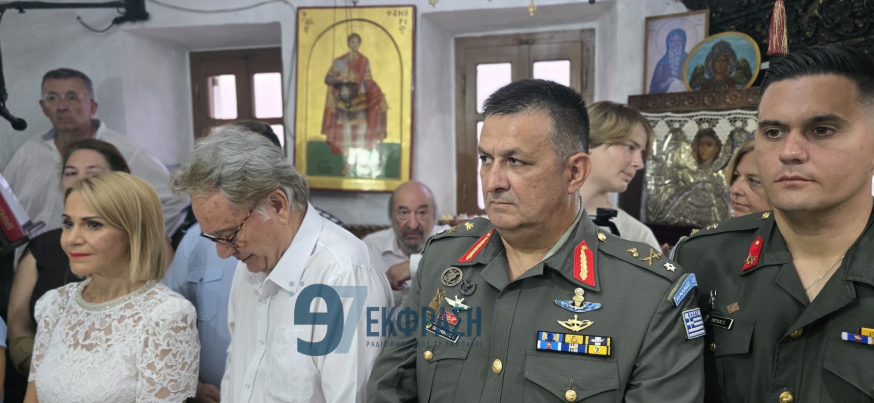 Η Νίσυρος γονάτισε στη Χάρη της Παναγίας: Πλήθος πιστών στον πανηγυρικό Εσπερινό της παραμονής