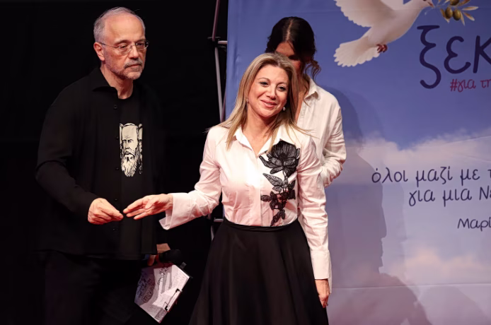Επανέρχεται ο Αυγερινός: «Η Ελπίδα πεθαίνει μεν τελευταία, αλλά πεθαίνει» Επανέρχεται ο Αυγερινός: «Η Ελπίδα πεθαίνει μεν τελευταία, αλλά πεθαίνει»