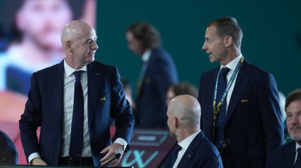 UEFA: Ποίους εξετάζει για να «εκθρονίσει» τον Τζάνι Ινφαντίνο από τη FIFA UEFA: Ποίους εξετάζει για να «εκθρονίσει» τον Τζάνι Ινφαντίνο από τη FIFA