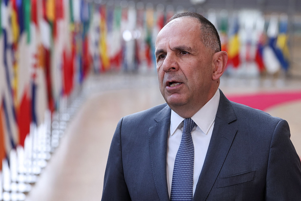 «Αγρυπνούμε αλλά δεν ανησυχούμε»: Γεραπετρίτης για θαλάσσια πάρκα, καλώδιο και Patriot «Αγρυπνούμε αλλά δεν ανησυχούμε»: Γεραπετρίτης για θαλάσσια πάρκα, καλώδιο και Patriot